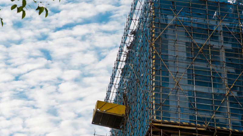 广州建筑资质代办：价格因素与合规要点解析